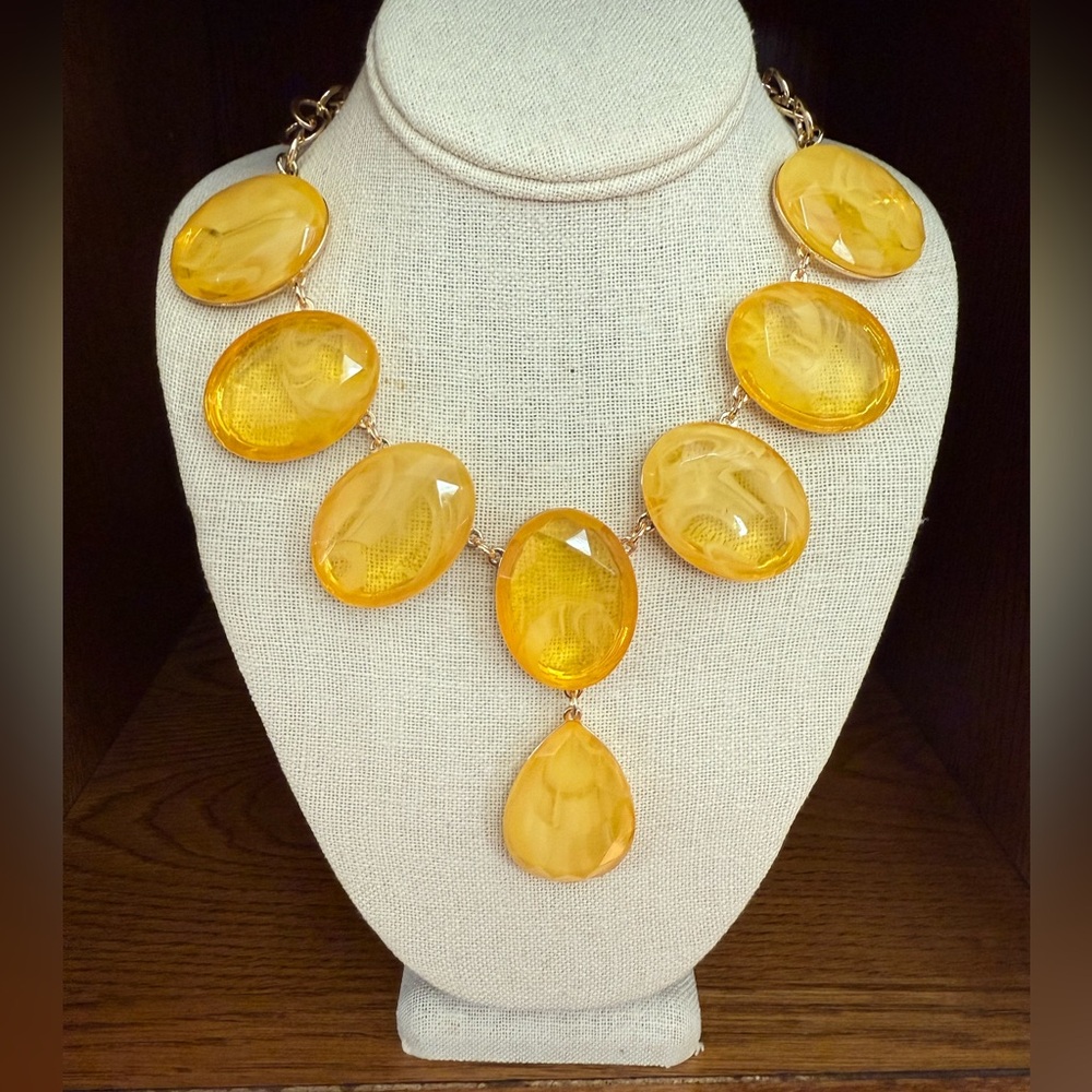 Elegant Gold Statement Necklace and earring set